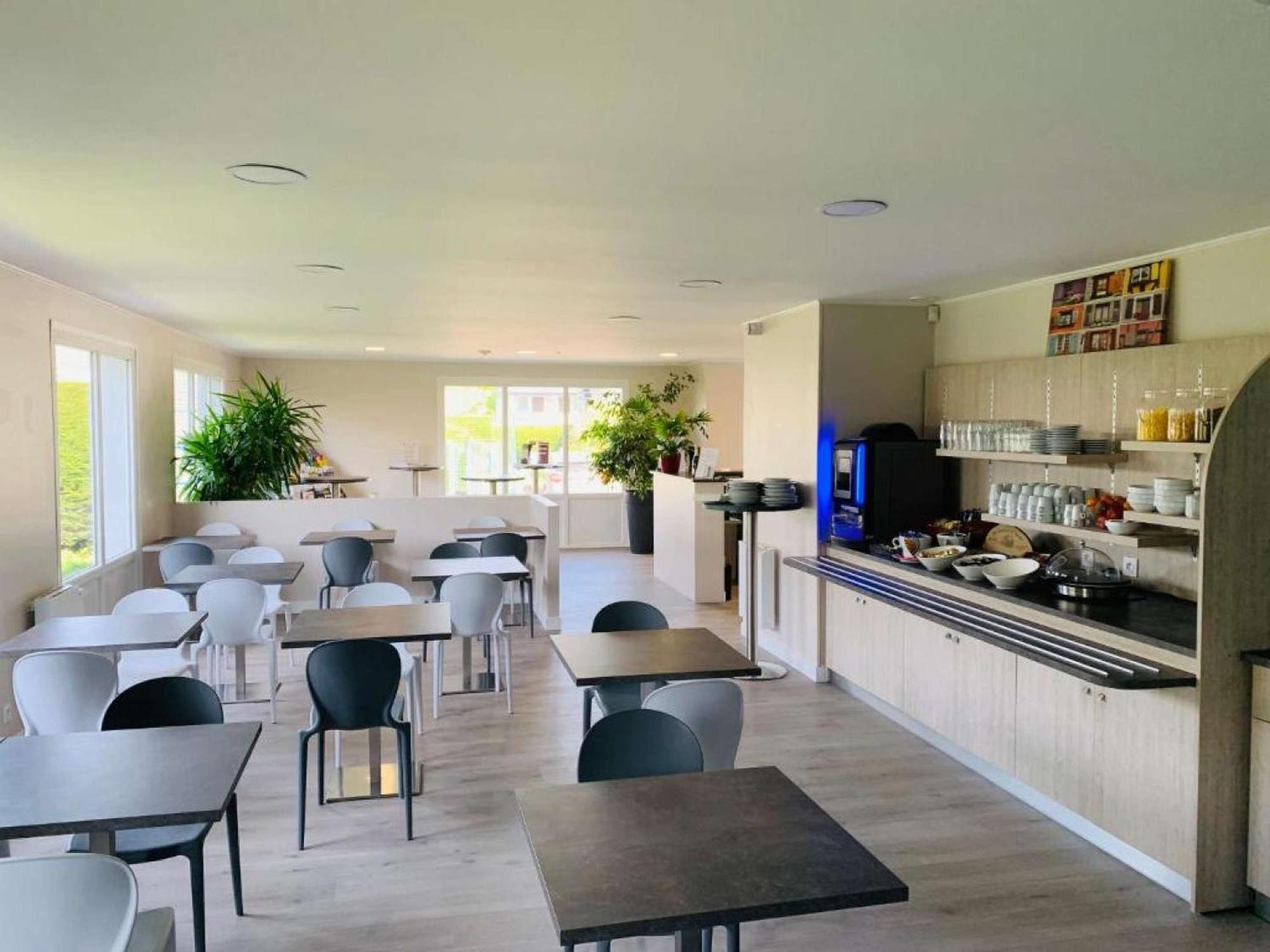 Brit Hotel Confort Morlaix Saint-Martin-des-Champs  المظهر الخارجي الصورة