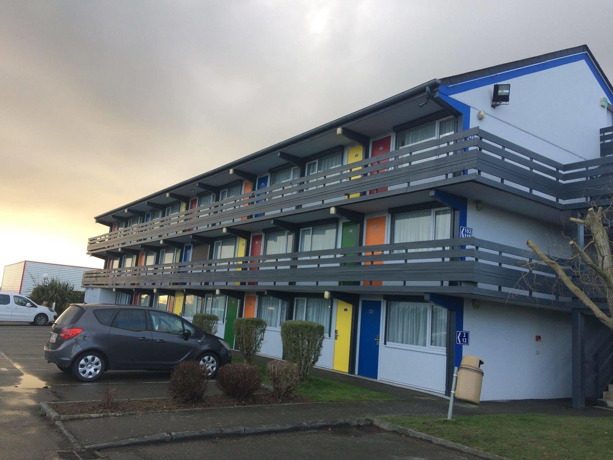 Brit Hotel Confort Morlaix Saint-Martin-des-Champs  المظهر الخارجي الصورة