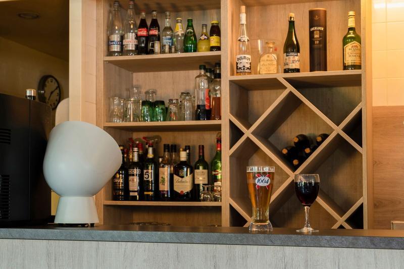 Brit Hotel Confort Morlaix Saint-Martin-des-Champs  المظهر الخارجي الصورة