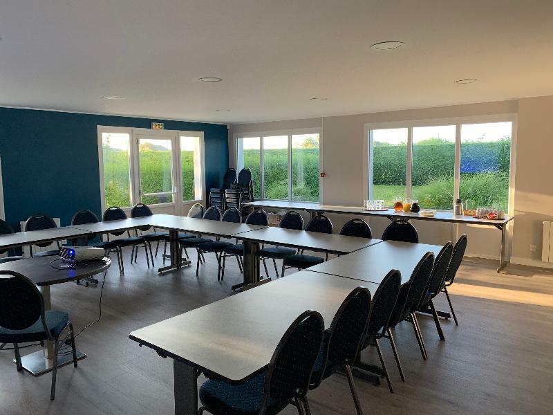 Brit Hotel Confort Morlaix Saint-Martin-des-Champs  المظهر الخارجي الصورة